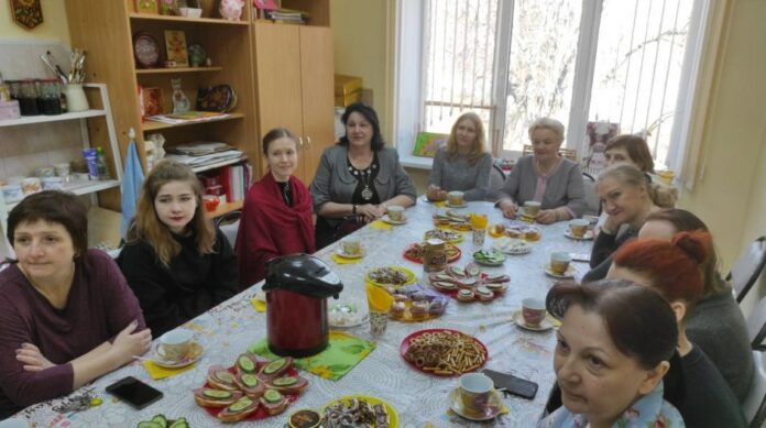 Руководитель фракции «Единая Россия» встретилась с сотрудниками Комитета по культуре и коллективом муниципального учреждения...