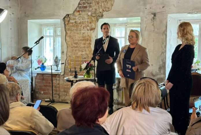 Партийцы Подольска посетили спектакль, посвящённый творчеству А.С. Пушкина