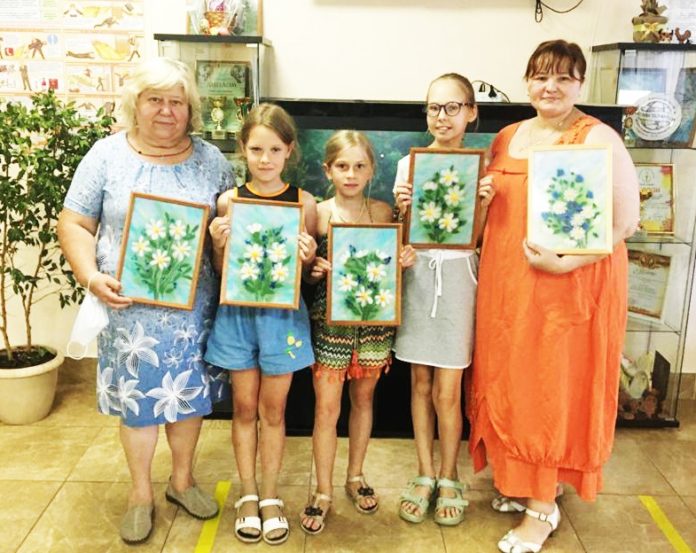 Состоялся мастер-класс по декоративно-прикладному творчеству с СДК «Надежда»