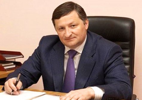 Глава администрации города-побратима Сухум Беслан Эшба поздравил наш город с Днем Победы