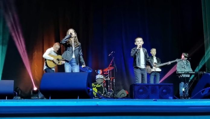 В КПЦ «Дубровицы» прошел отчетный концерт «По дорогам нашей памяти»