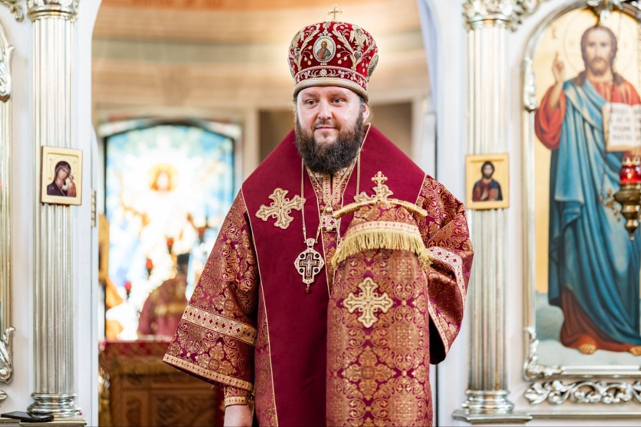Поздравление с праздником Происхождения (изнесения) Честных Древ Животворящего Креста Господня от архиепископа Подольского и Люберецкого Аксия