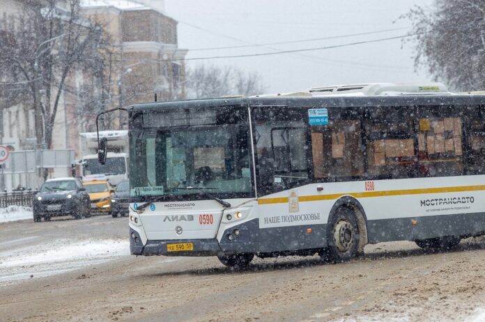 Жителям МО рассказали о льготах и скидках на проезд в коммерческом транспорте