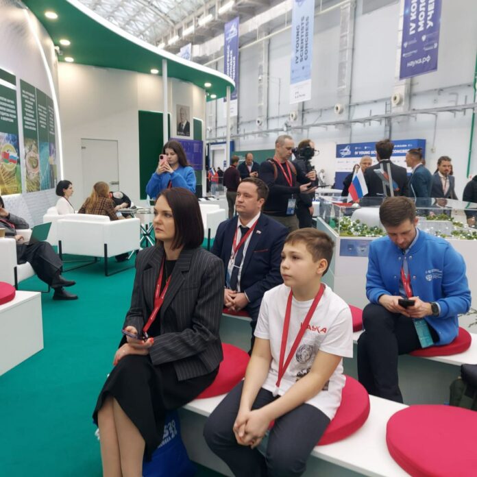 Депутат горсовета принял участие в защите проектов молодых учёных в Университете Сириус