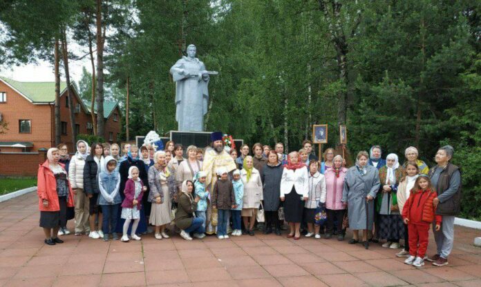 Жители округа почтили память ушедших в бессмертие героев Великой Отечественной войны