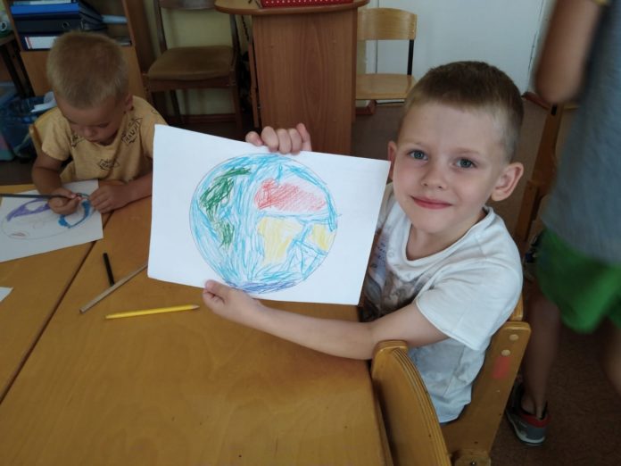 Занятие на тему «Земля — наш общий дом» прошло в детском саду № 2...