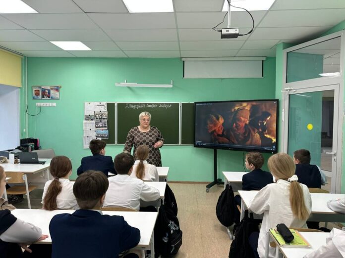 В Подольске продолжается реализация проекта «Киноуроки в школах России»