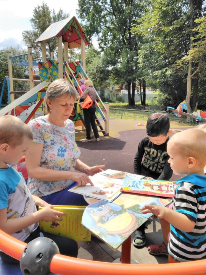 Литературная викторина «Сказки вместе собрались» состоялась в подольской библиотеке № 11