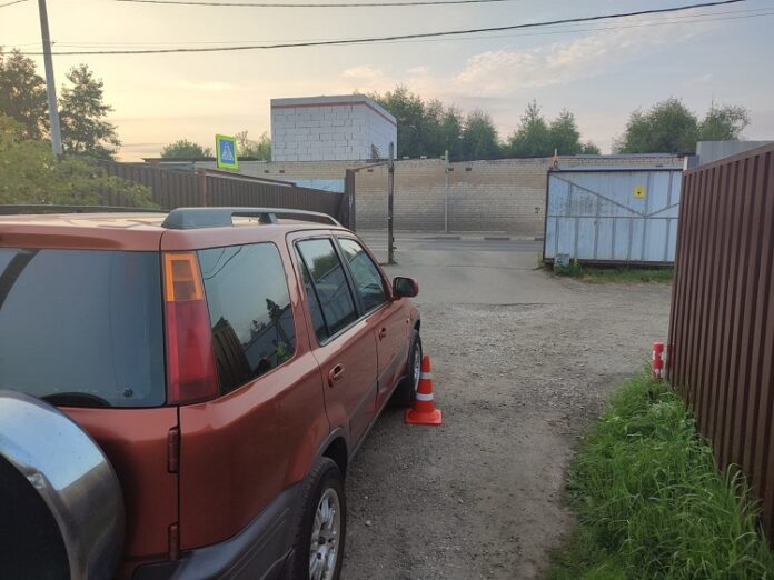 Водитель легкового автомобиля совершил наезд на несовершеннолетнего пешехода