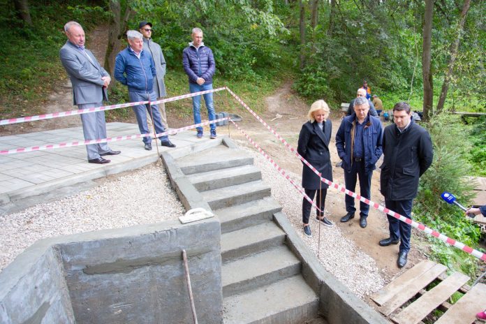 Завершается благоустройство бородинского родника в Подольске