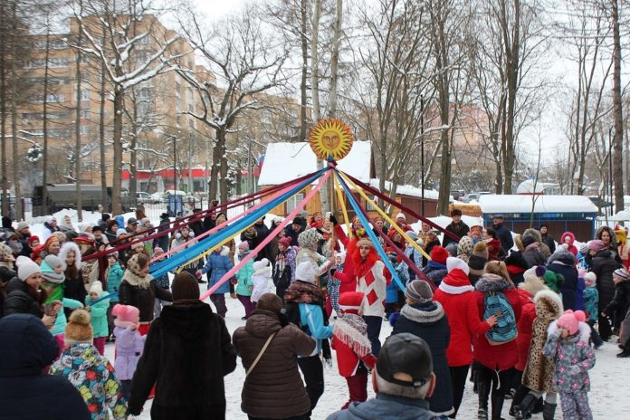 Праздник Широкой Масленицы пройдет 13 и 14 марта в микрорайоне Климовск на нескольких площадках