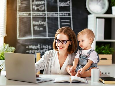 Коллективный офис «Вектор карьеры для мам» успешно функционирует в центре занятости населения округа