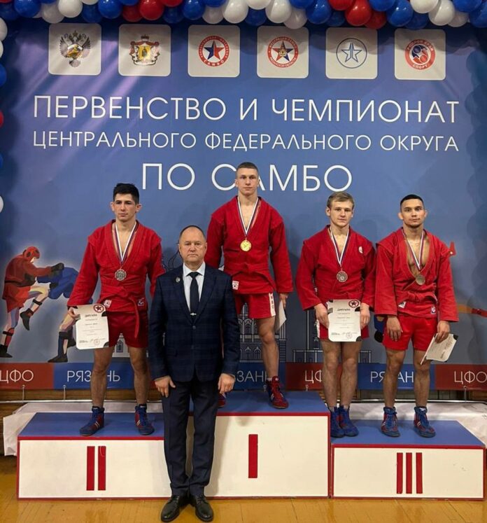 Самбист из Подольска победил в первенстве Центрального федерального округа