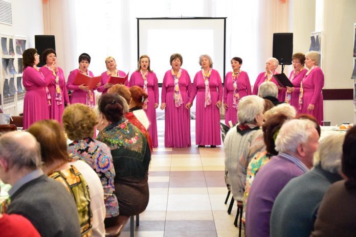 В ДК им. Карла Маркса состоялась встреча для ветеранов «Зелёновские посиделки»