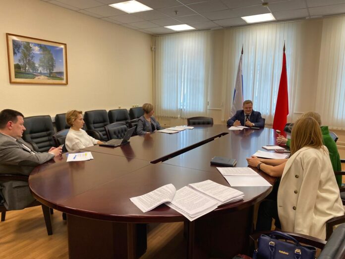 Проблемы применения норм антикоррупционного законодательства обсудили в Контрольно-счетной палате Московской области