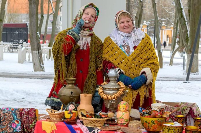 «НеобыЧАЙный фестиваль» собрал в парке имени Виктора Талалихина более 2 000 человек