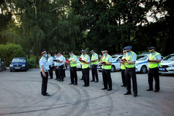 Общественники приняли участие в проведении открытого инструктажа нарядов полиции УМВД России по Городскому округу...