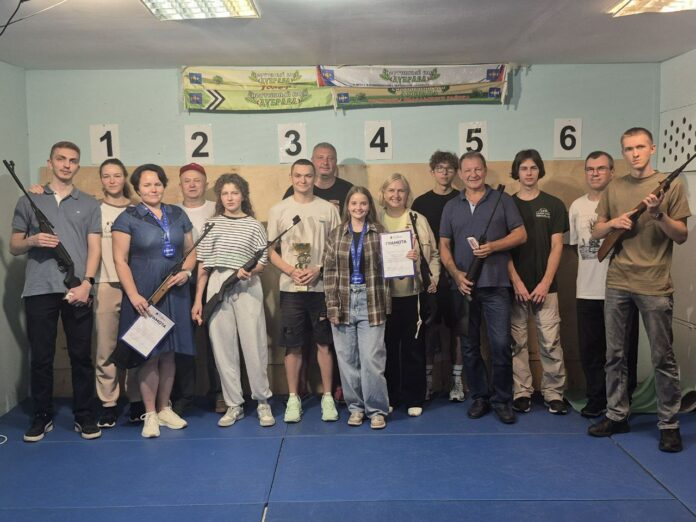 Партийцы Подольска организовали турнир по пулевой стрельбе