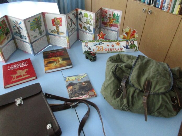 Праздничную викторину для детей провели специалисты подольской библиотеки №12