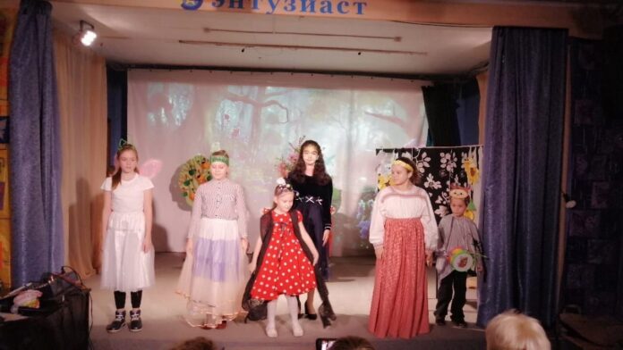 В молодежном центре «Ровесник» прошли театральные мини-постановки для юных подольчан