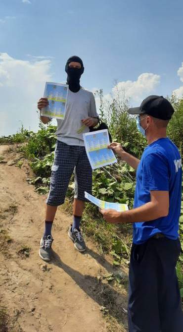 Спасатели Большого Подольска проводят патрулирование и проверку несанкционированных мест для купания