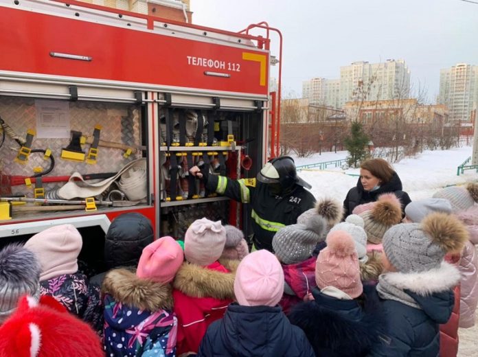 Общешкольный день профилактики в гимназии №7 провели вместе с пожарными 247 части г.о.Подольска