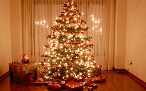 Правила пожарной безопасности при установке новогодней елки