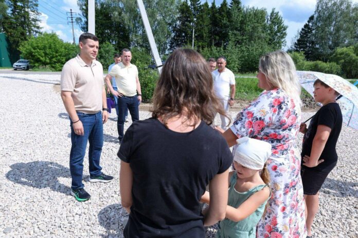 В деревне Матвеевское завершено строительство 3 подъездных путей к участкам многодетных семей в рамках...