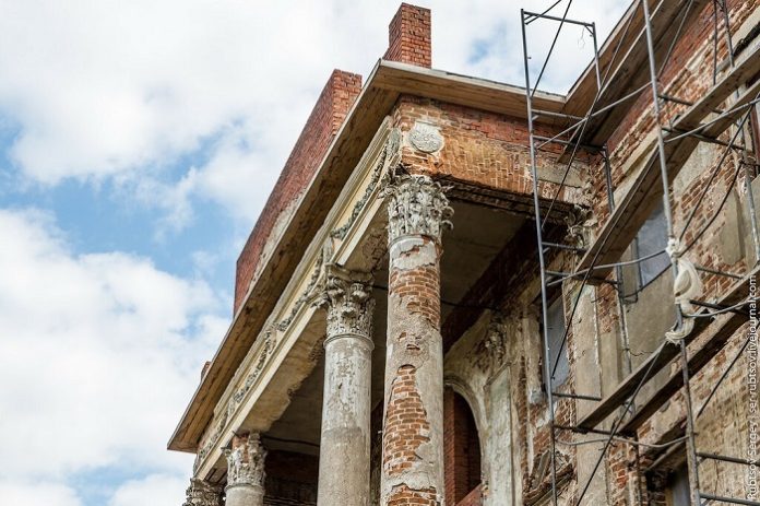 Новую модель восстановления усадеб хотят опробовать в Подмосковье