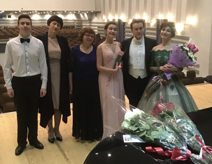 Концерт «Мелодии любви» прошел во Дворце культуры «Октябрь»