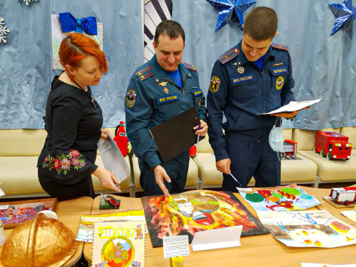 В Подольске подвели итоги конкурса творческих работ к 30-летнему юбилею МЧС России