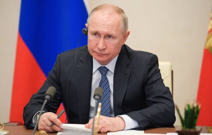 Президент России Владимир Путин подписал закон о лишении свободы до семи лет за нарушение...