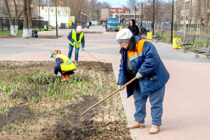 Продолжаются работы по благоустройству в Подольске