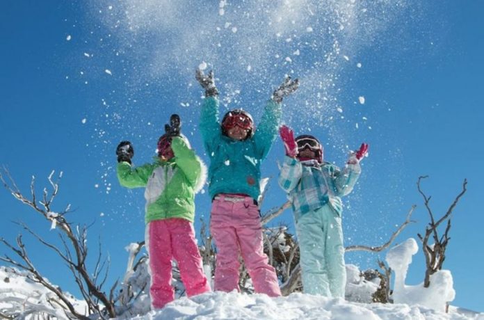 Около 10 юных подольчан оттыхают на каникулах в оздоровительном лагере