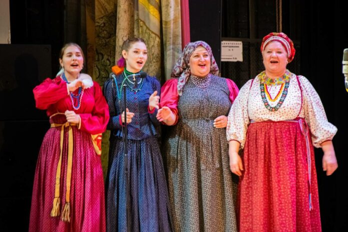 Подольский фольклорный ансамбль «Истоки» отметил 45-летие 