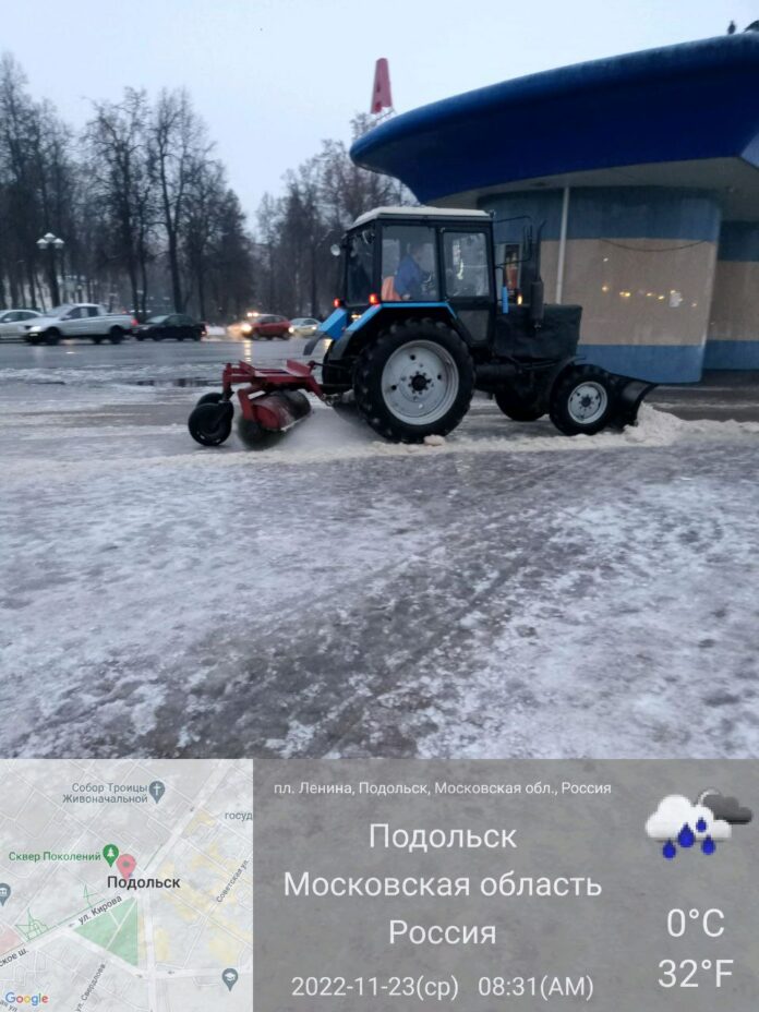 Коммунальная техника в Подольске во время снегопадов задействована на 66%