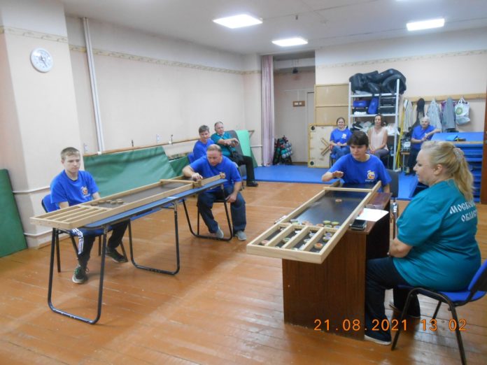 Соревнования по настольной игре жульбак прошли в Климовске