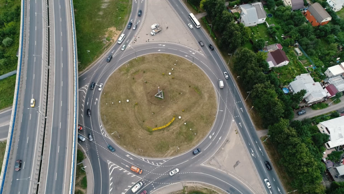В Большом Подольске построили первый в Подмосковье турбокольцевой перекресток