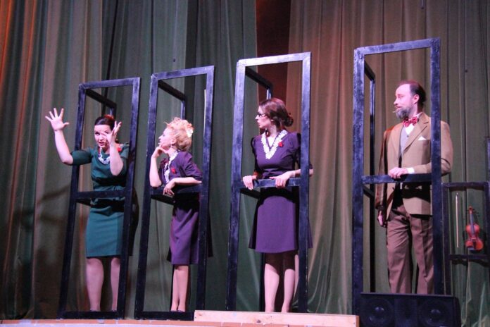 В КПЦ «Дубровицы» прошёл спектакль «Оркестр»