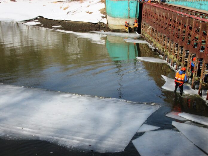 Уровень паводковых вод в Подольске снижается