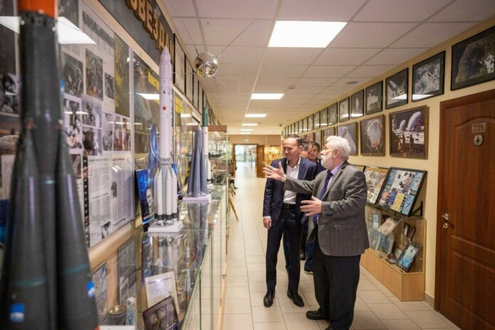 Космос ближе, чем кажется — на подольском заводе есть свой звёздный уголок