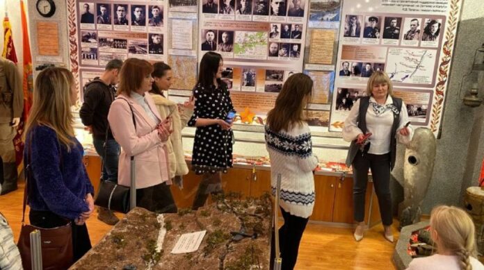 Депутат Совета депутатов Городского округа Подольск выступила на встрече выпускников Гимназии имени Подольских курсантов