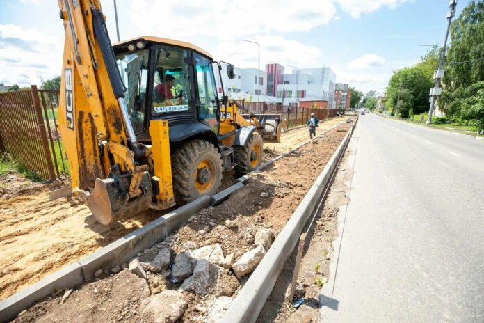 Благоустройство территории школы №13 вышло на финишную прямую