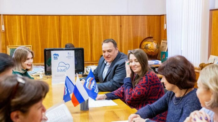 Председатель Совета депутатов Городского округа Подольск встретился с коллективом Подольского колледжа «Парус»