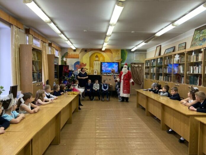 В подольской библиотеке № 12 прошли Новогодние приключения