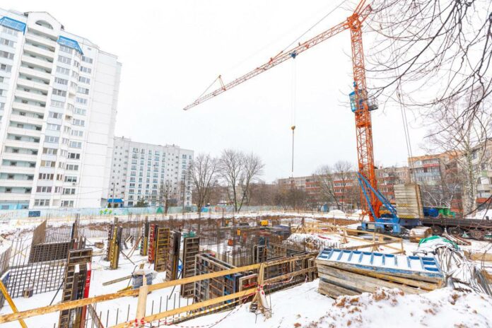 Строительство детского сада на улице Вокзальной в Подольске не отстает от графика