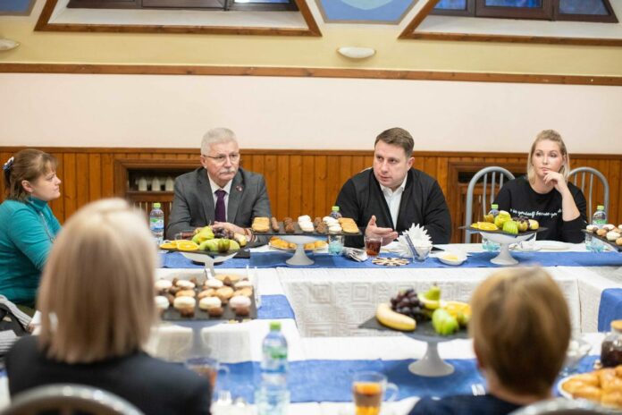 С семьями мобилизованных жителей Подольска встретился глава округа