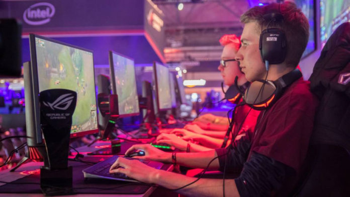 Подольчане могут поучаствовать в фестивале киберспорта