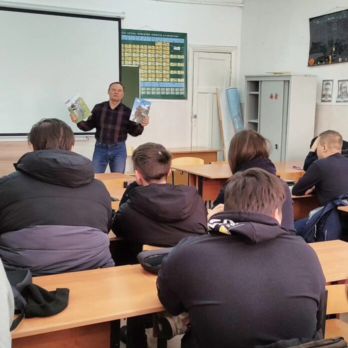 Беседа на тему «Туризм как образ жизни» провели для студентов Подольского колледжа