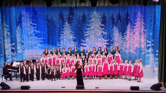Новогодний концерт «Добрые сказки» состоялся в КПЦ «Дубровицы»